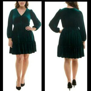 Taylor Green Velvet Mini Dress Sz 20W
